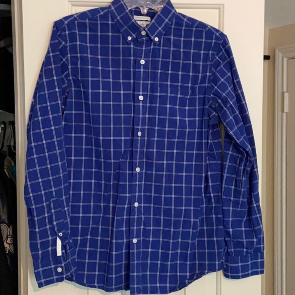 “The Classic Shirt” Old Navy button down casual